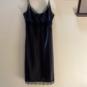 Laundry by Shelli Segal Lingerie Slip